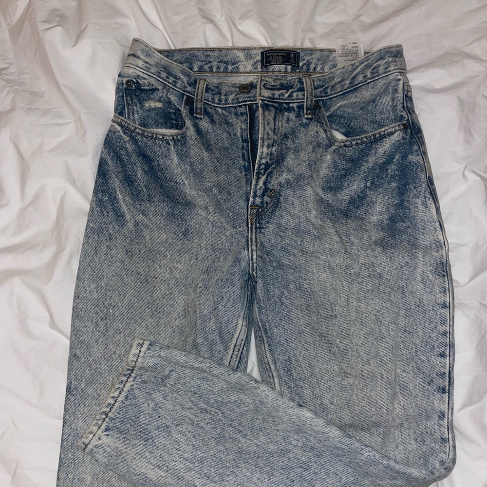 Abercrombie high rise mom jeans
